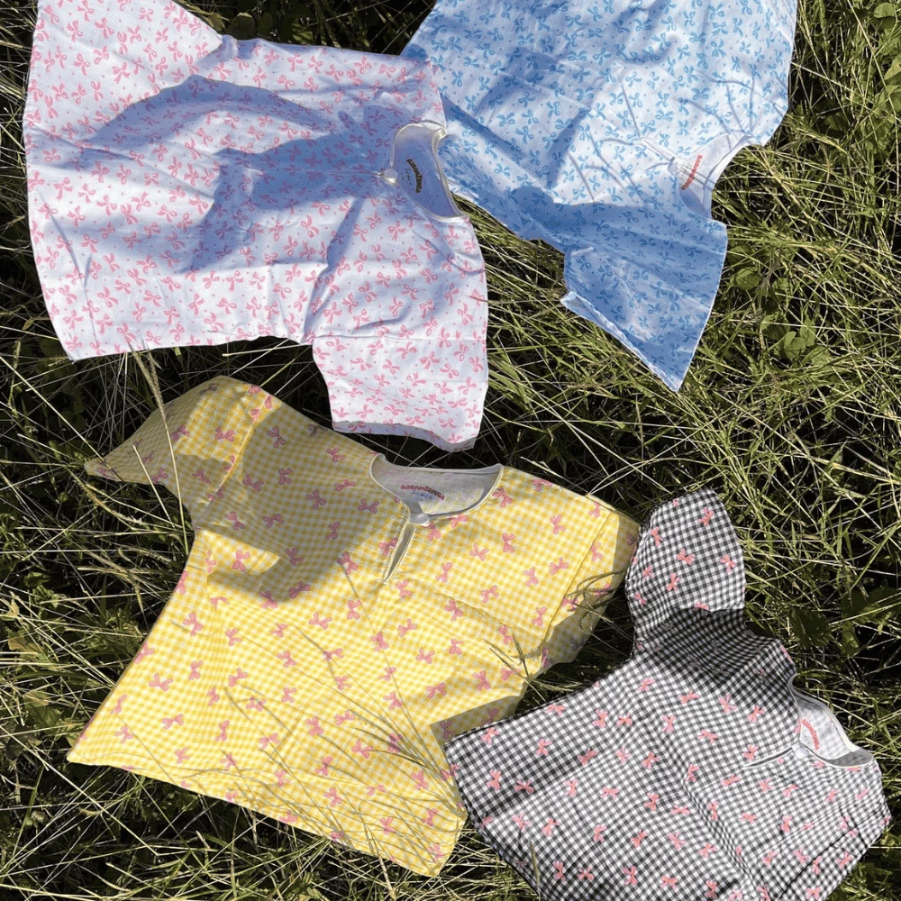 media-grid-background-image